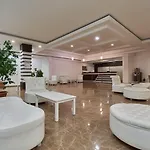 Hotel Maya Golf (adults Only)