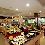 Maya Golf (adults Only) Side