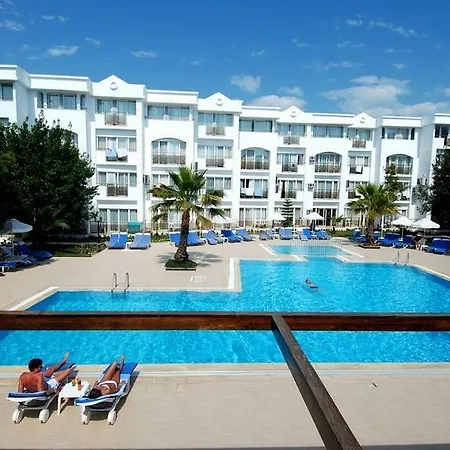 Maya Golf (adults Only) 3* シダ