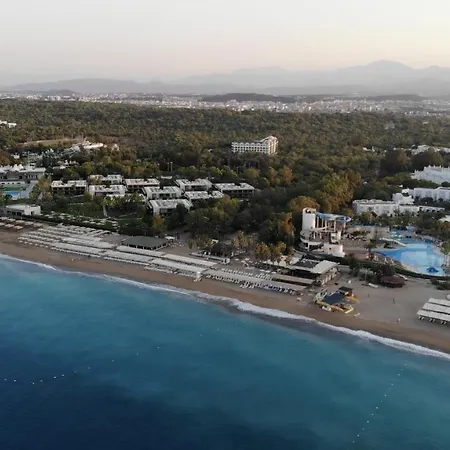 Maya Golf (adults Only)