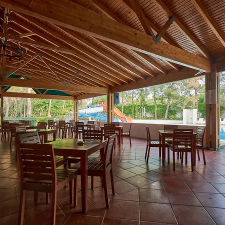 Maya Golf (adults Only) 3* Side