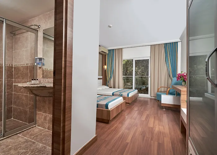 Maya Golf (adults Only) 3*