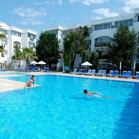 فندق Maya Golf (adults Only) 3*