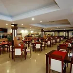 Maya Golf (adults Only) 3* Side