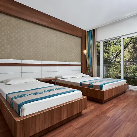 Maya Golf (adults Only) 3* Side